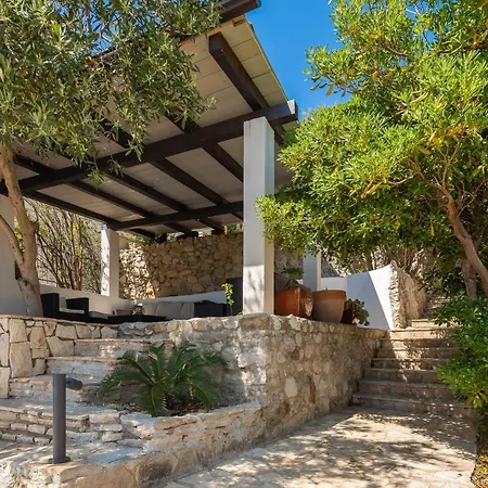 Mirabella Villa *